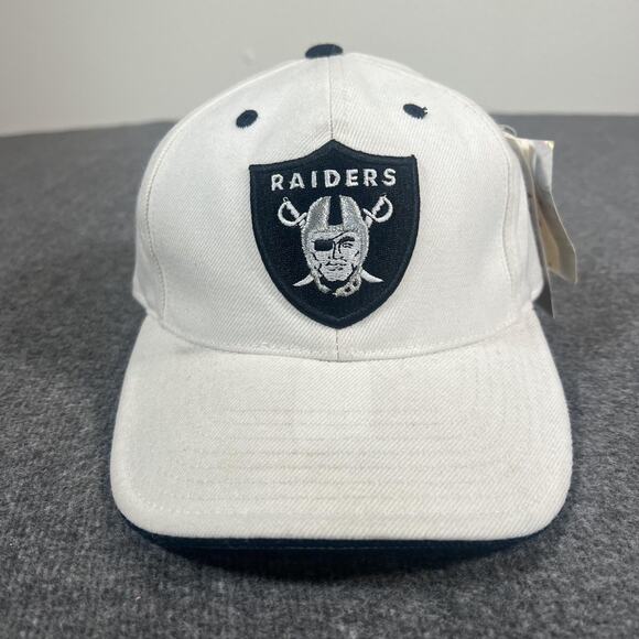 Raiders Hat Cap Fitted Mens 7 White Black NFL Football Embroidered - Picture 1 of 11